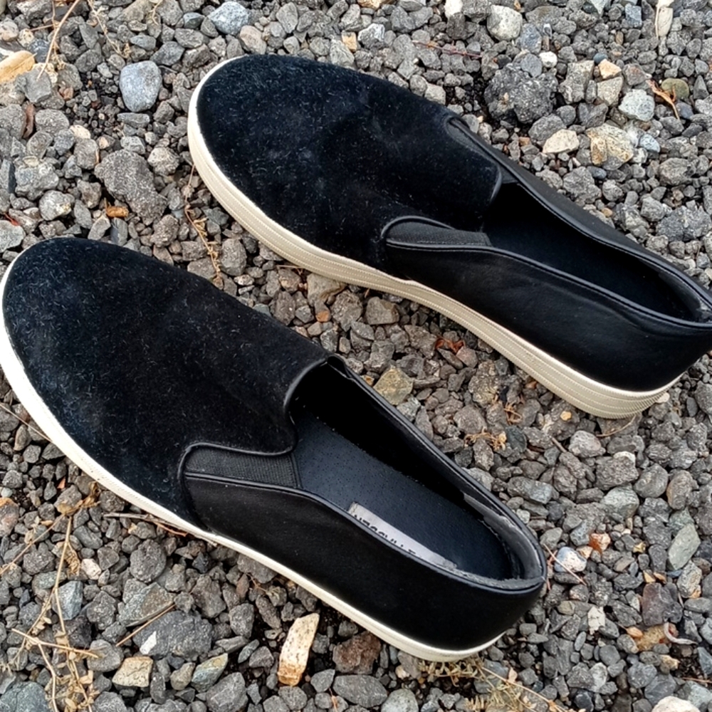 Steve Madden velvet platforms